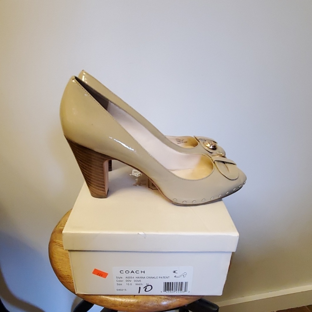 Patent leather pumps